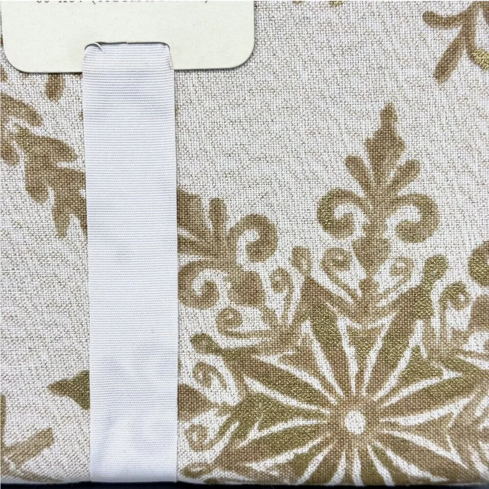 Cynthia Rowley Ornate Gold Snowflake Tablecloth 60x120 Sparkle Christmas Holiday